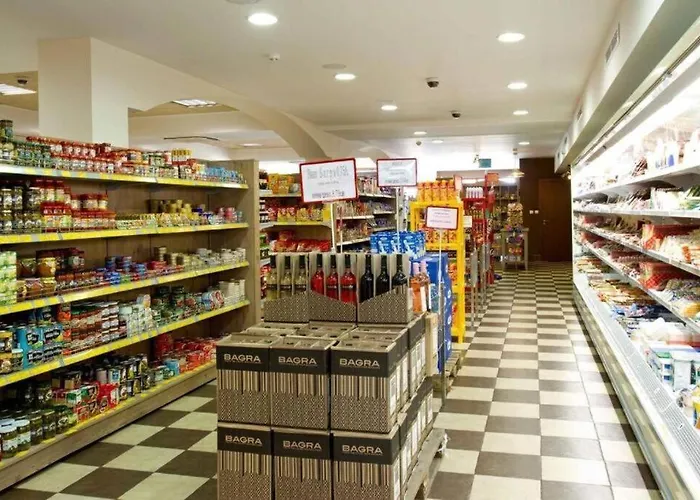 Santa Marina, Lovely 1-bedroom *